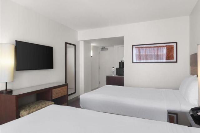 Hotel Park Shore Waikiki