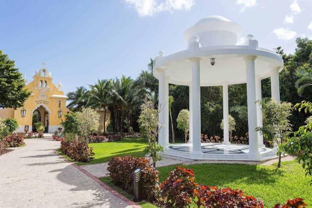 Hotel Grand Palladium Colonial Resort & Spa