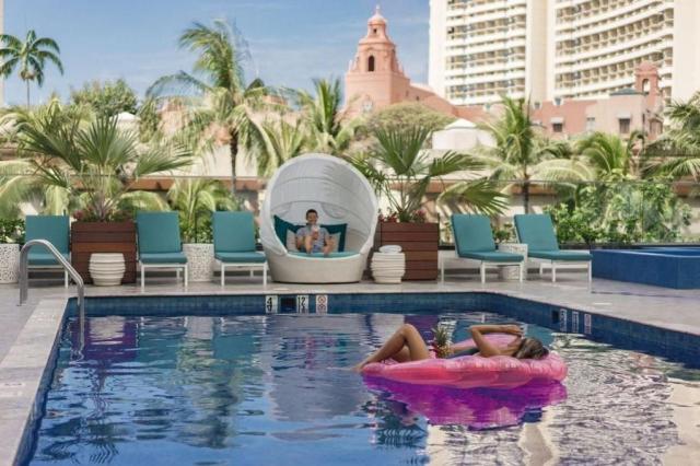 OUTRIGGER Waikiki Beachcomber Hotel