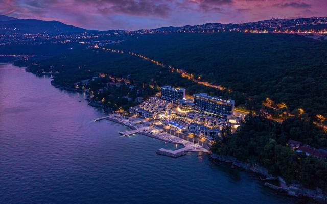 Hilton Rijeka Costabella Beach Resort