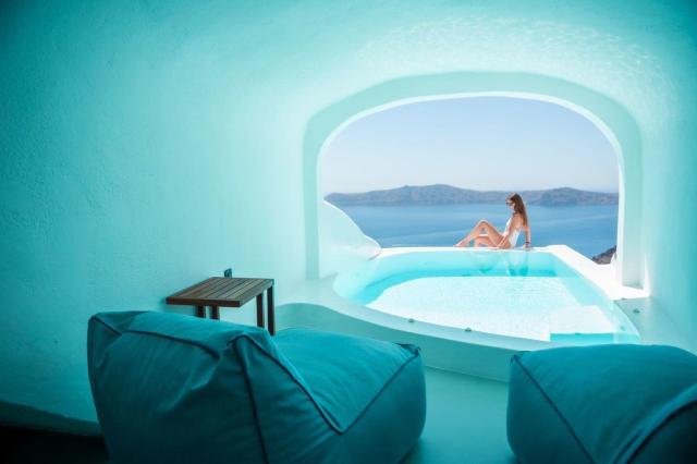 Sun Rocks Boutique Hotel