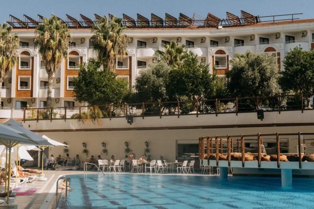 Castival Hotel