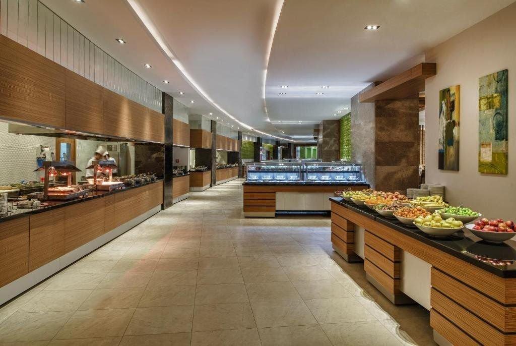 Hotel Aska Lara