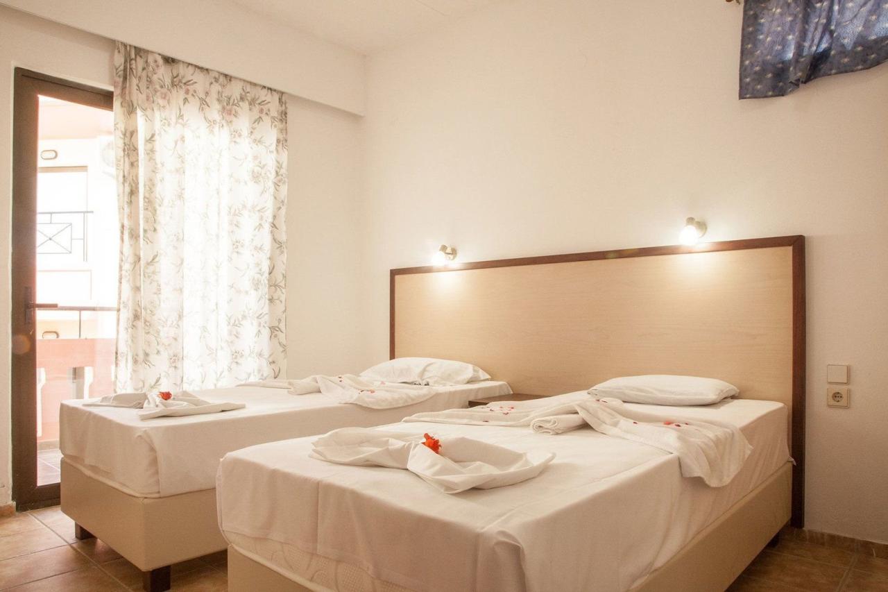 Ekavi Hotel