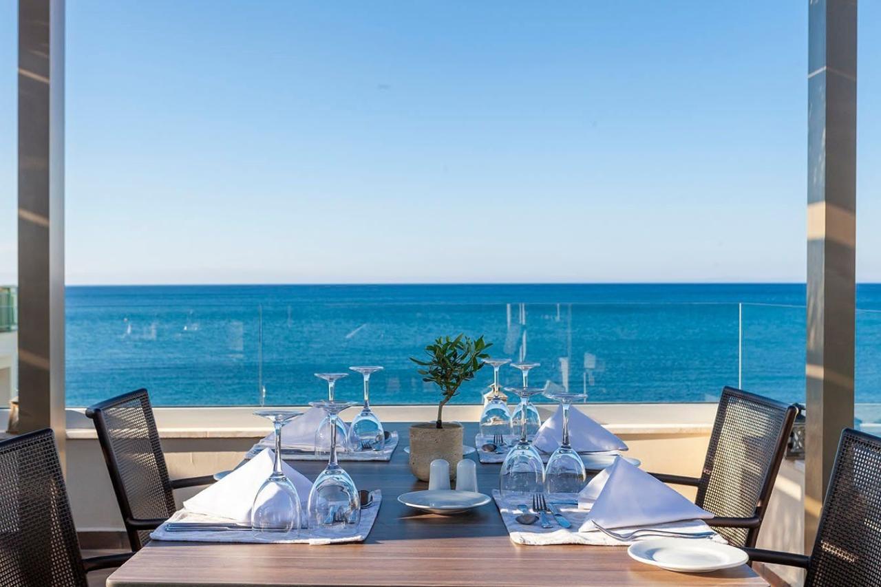 Hotel Giannoulis Grand Bay Beach Resort