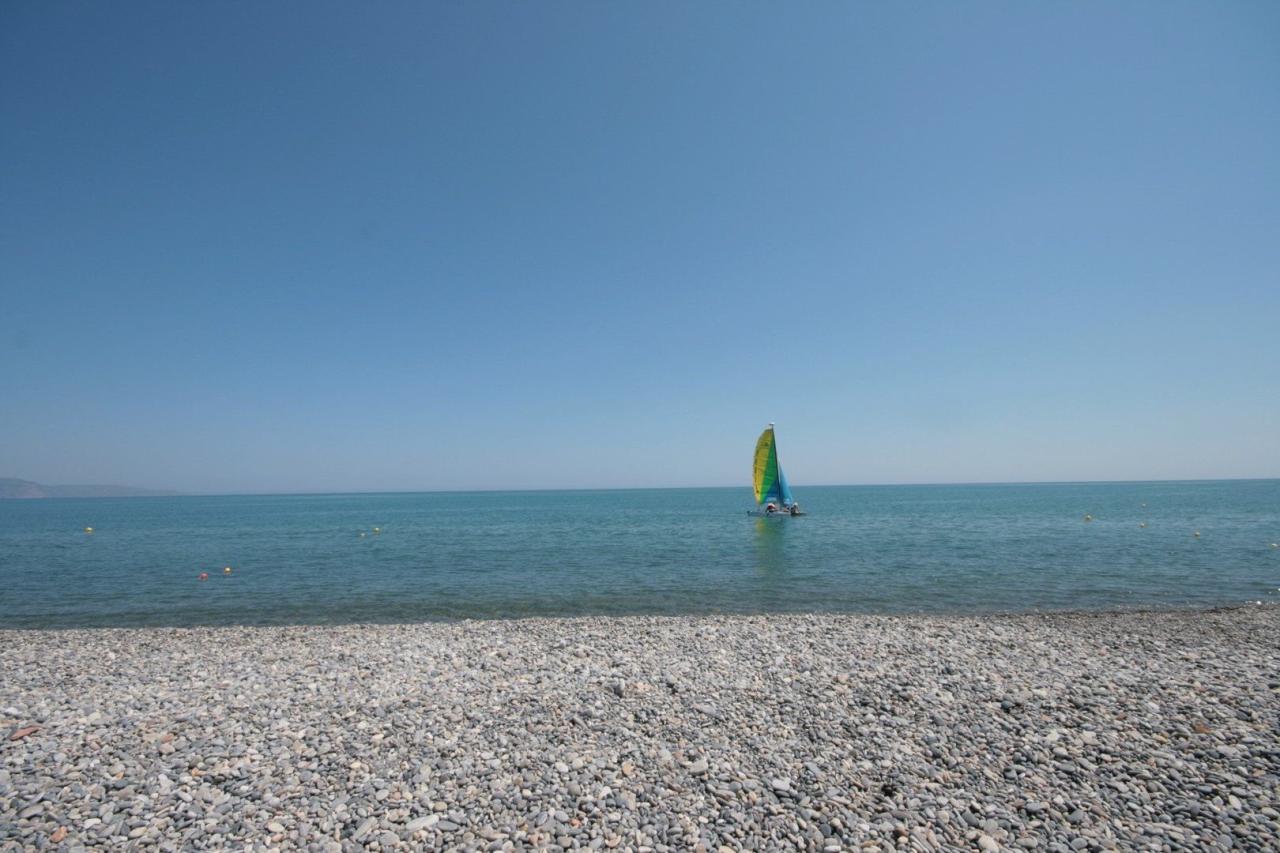 Hotel Castro Beach
