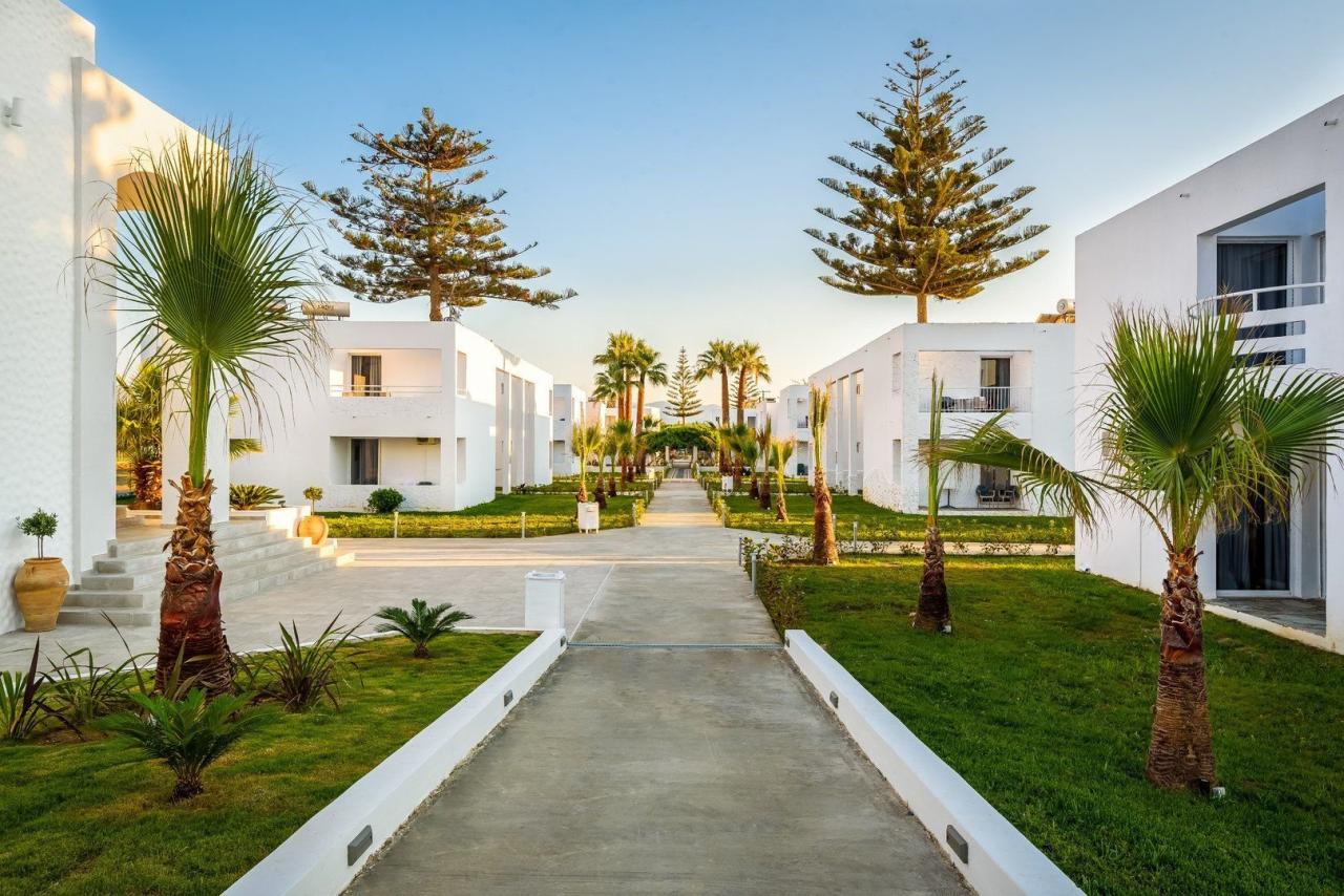 Hotel Solimar White Pearl