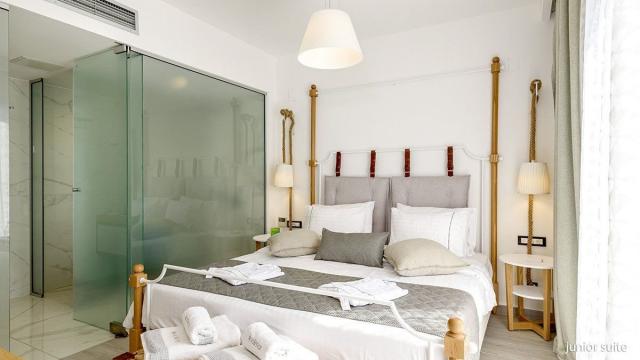 Hotel Solimar White Pearl