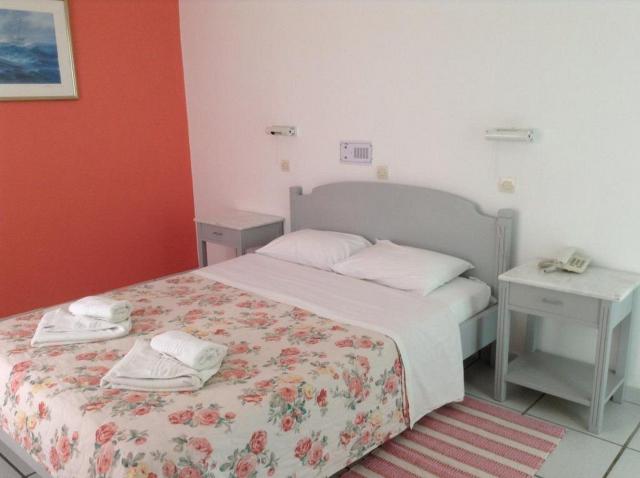King Thiras Hotel