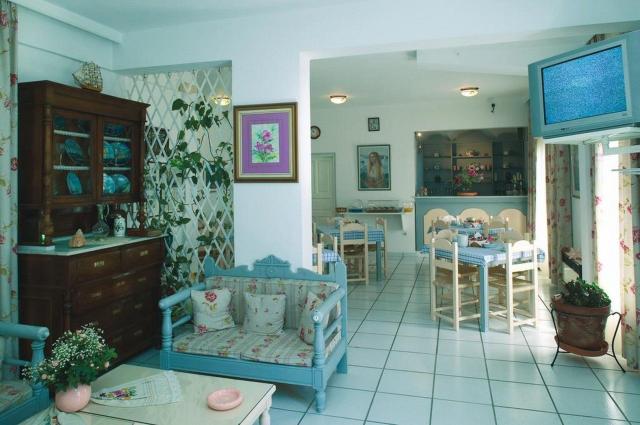 King Thiras Hotel
