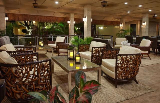 Manchebo Beach Resort & Spa
