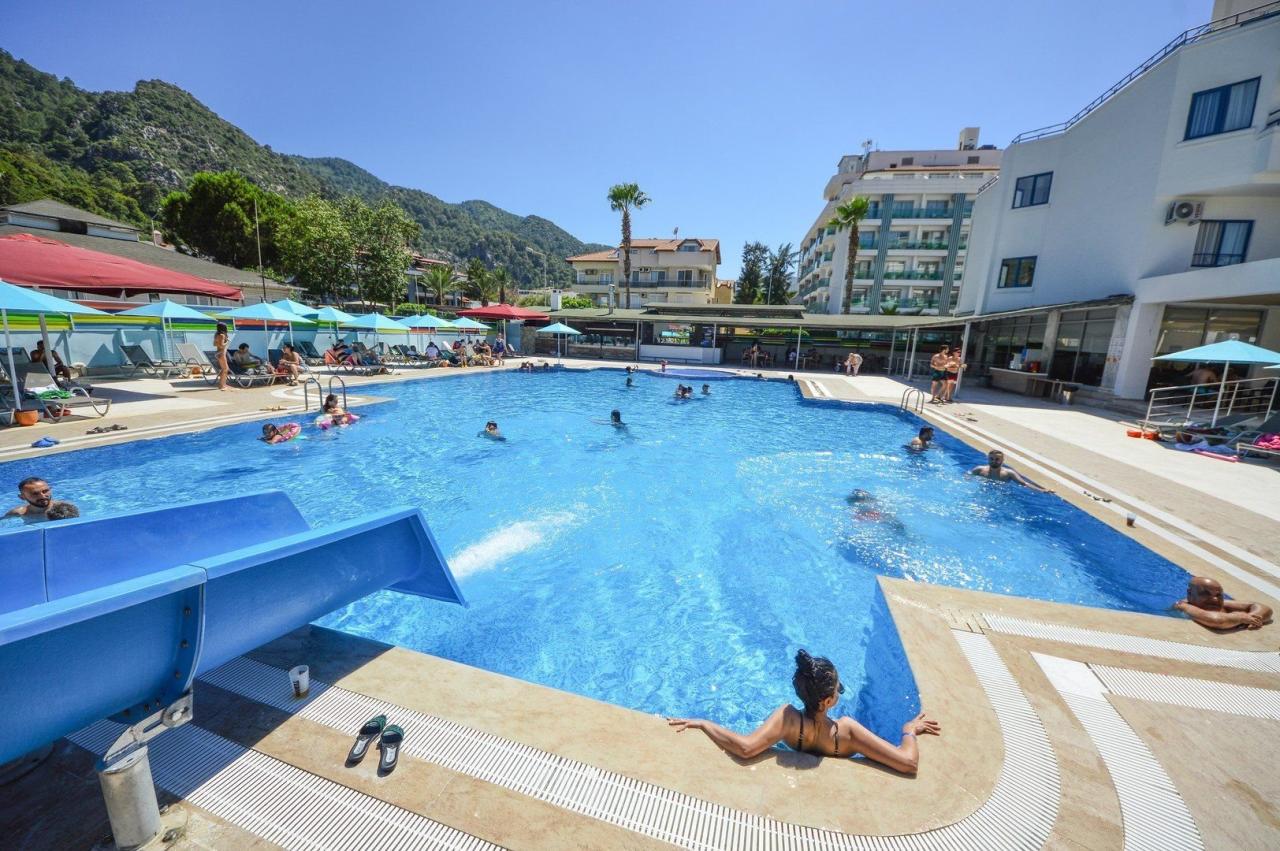 Hotel Idas Club