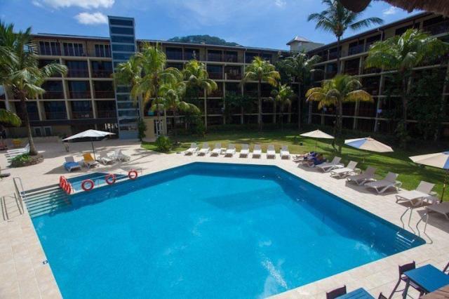 Coral Strand Hotel