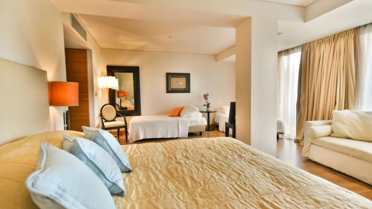 Plaza Resort Hotel