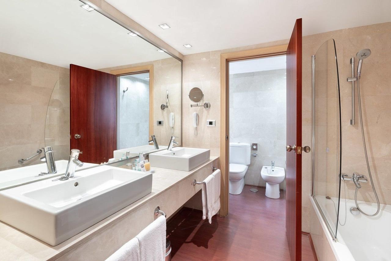 Hotel Cristina by Tigotan