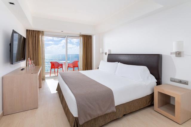 Hotel Cristina by Tigotan