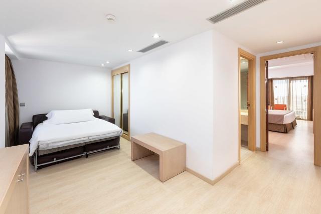 Hotel Cristina by Tigotan