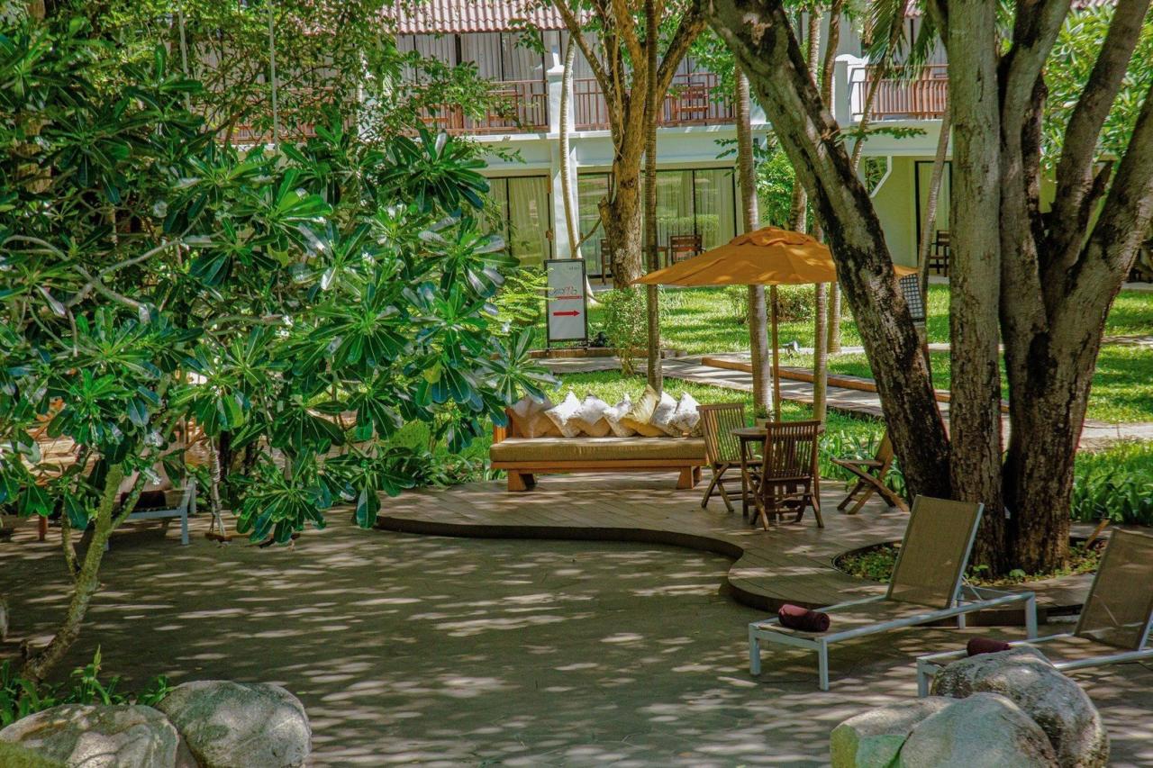 Woodlands Hotel and Resort