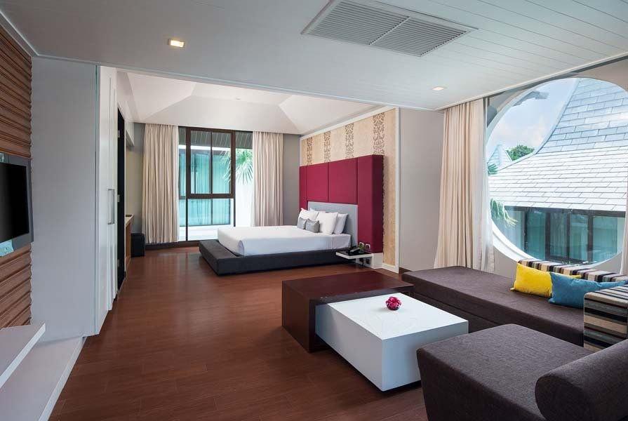Hotel Z Through By The Zign