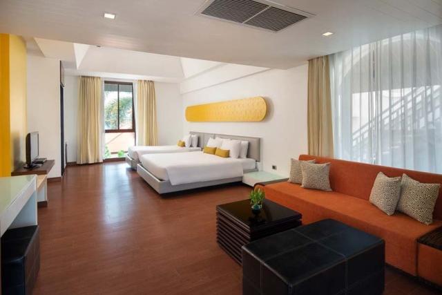 Hotel Z Through By The Zign