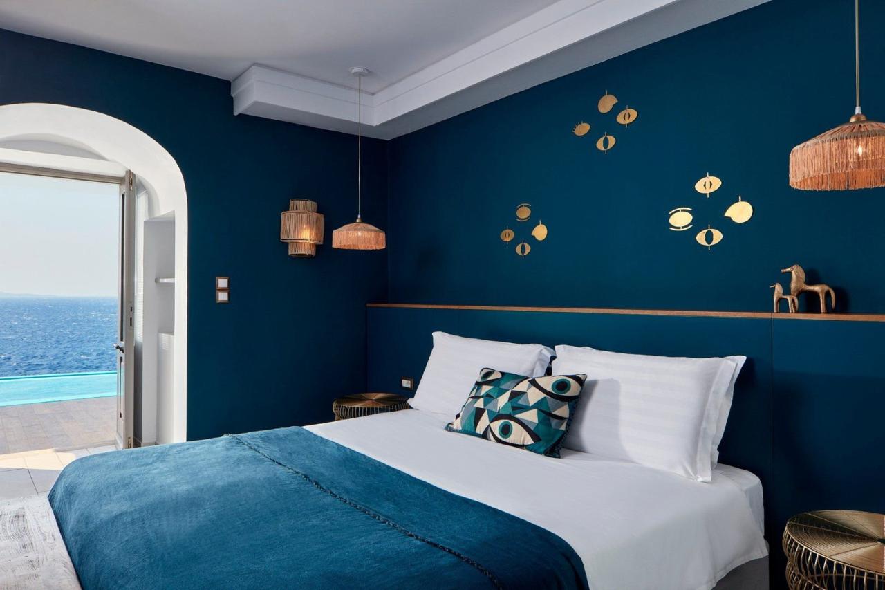 Kouros Hotel And Suites