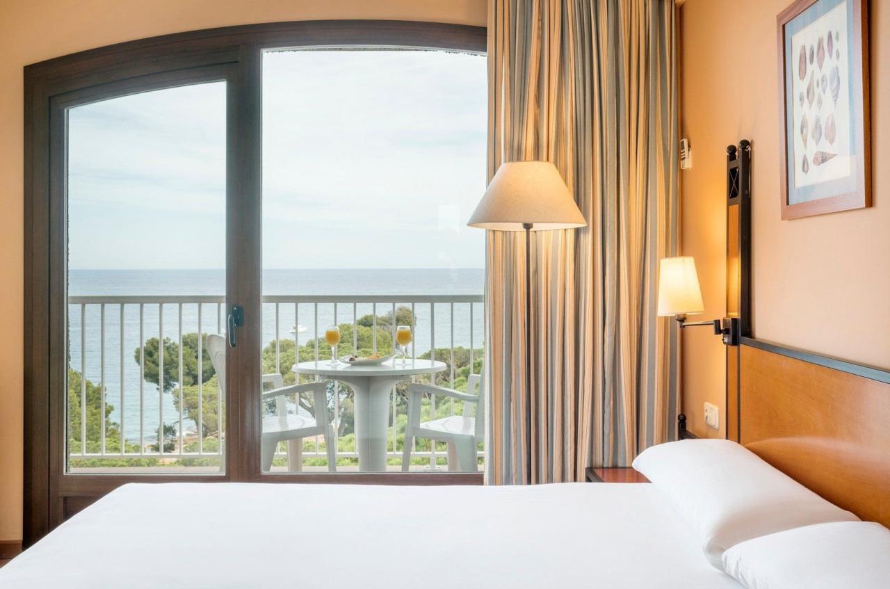 Hotel Ilunion Caleta Park
