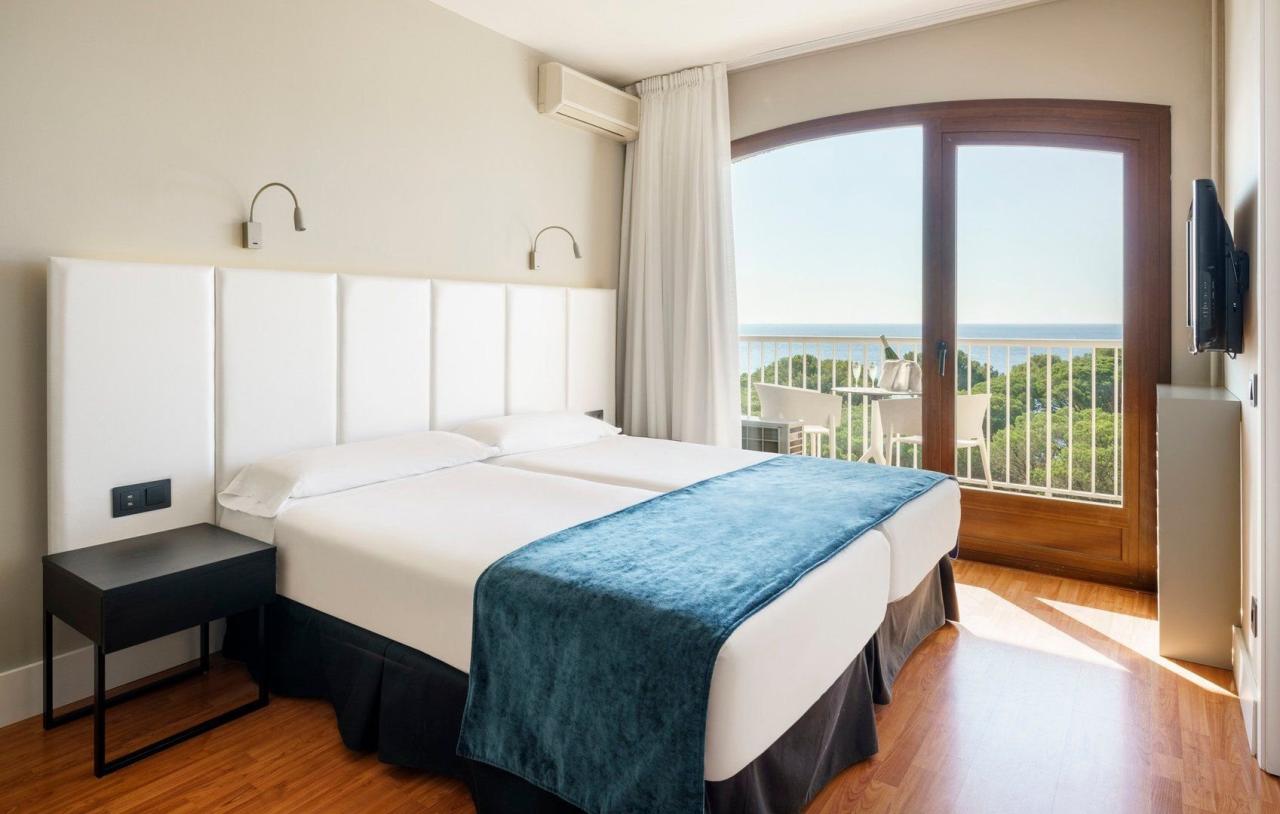 Hotel Ilunion Caleta Park