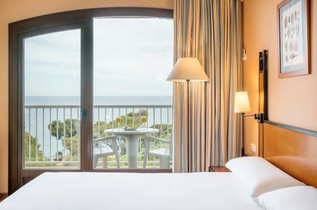Hotel Ilunion Caleta Park