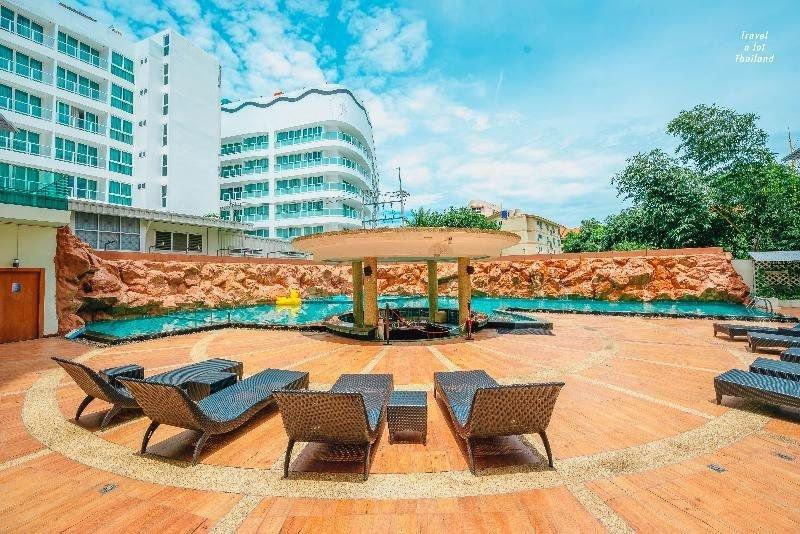 Hotel Centara Nova Pattaya
