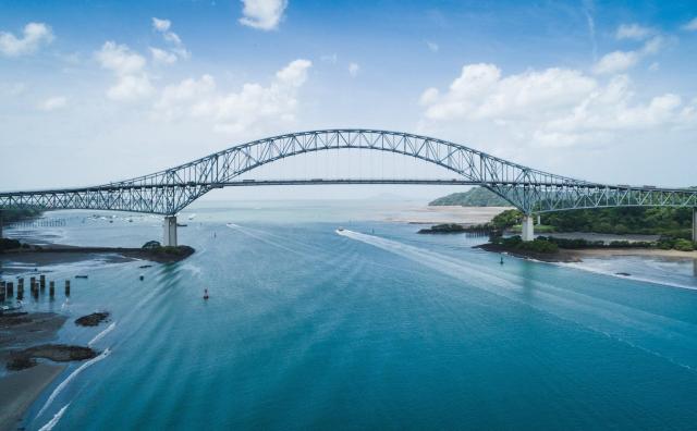 Na lodi Střední Amerikou a Panamským průplavem
