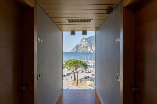 Lake Front Hotel Mirage