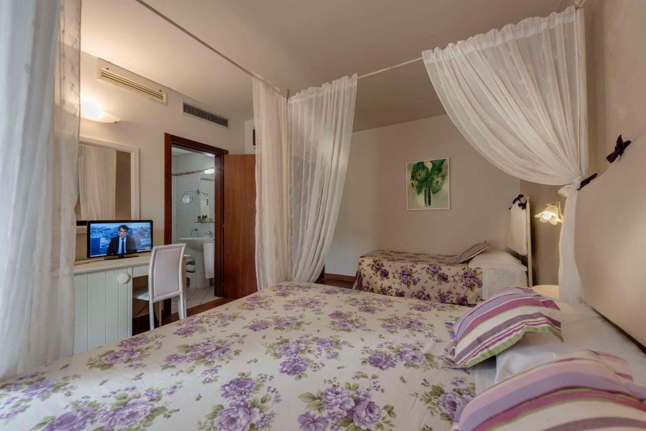 Hotel Casolare le Terre Rosse