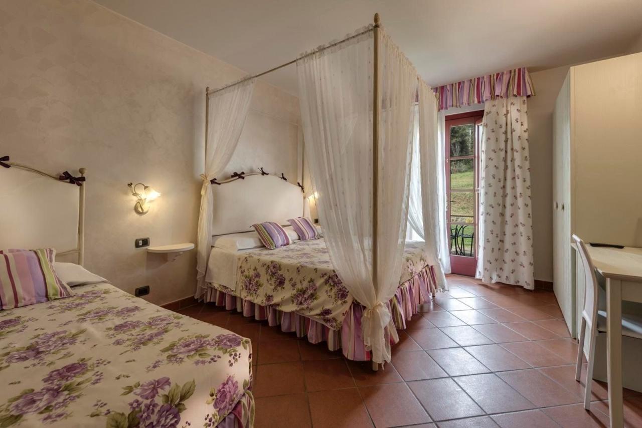 Hotel Casolare le Terre Rosse