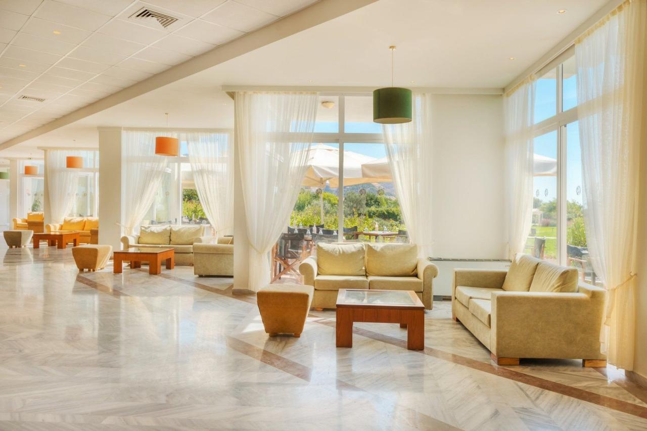Hotel Aeolian Village Beach Resort