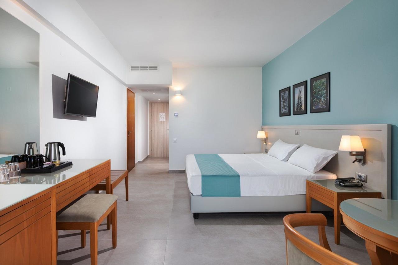 Hotel Aeolian Village Beach Resort