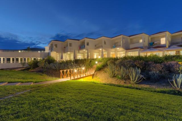 Hotel Aeolian Village Beach Resort