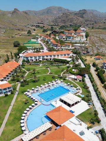 Hotel Aeolian Village Beach Resort