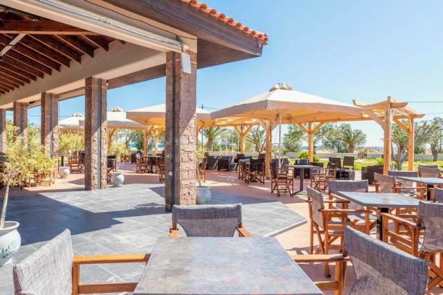 Hotel Aeolian Village Beach Resort