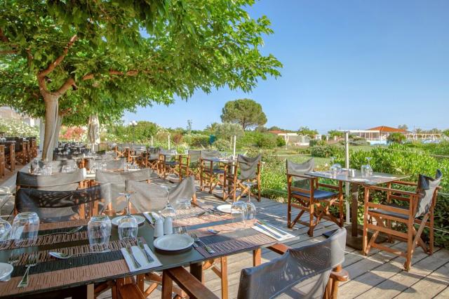 Hotel Aeolian Village Beach Resort