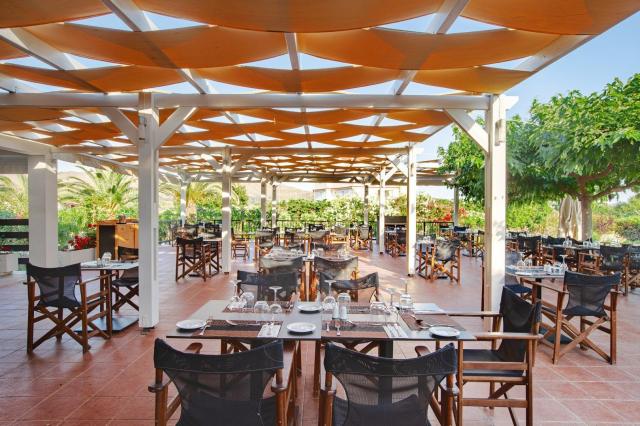 Hotel Aeolian Village Beach Resort