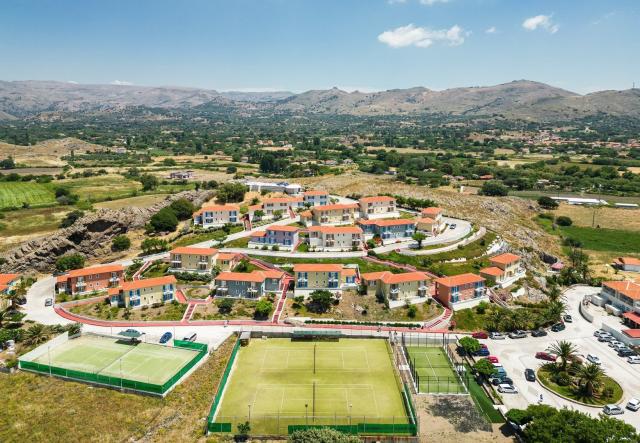 Hotel Aeolian Village Beach Resort