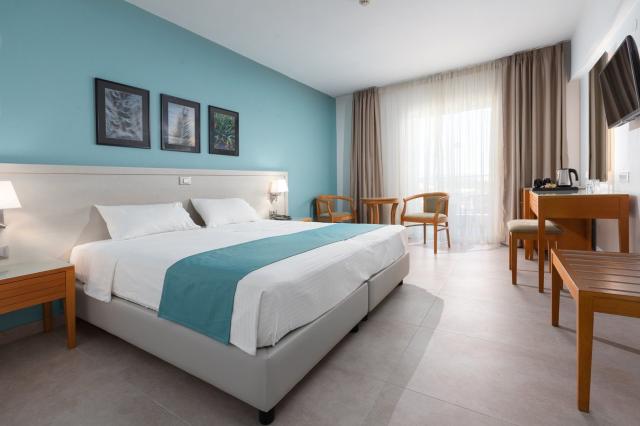 Hotel Aeolian Village Beach Resort