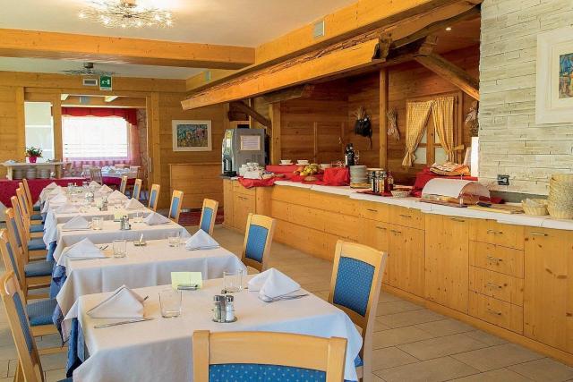 Hotel Alpine Mugon