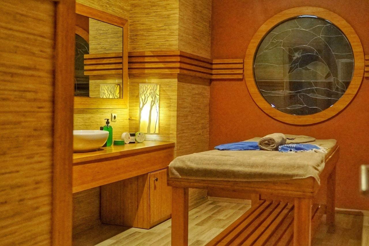 Hotel Delta Hotels By Marriott Bodrum