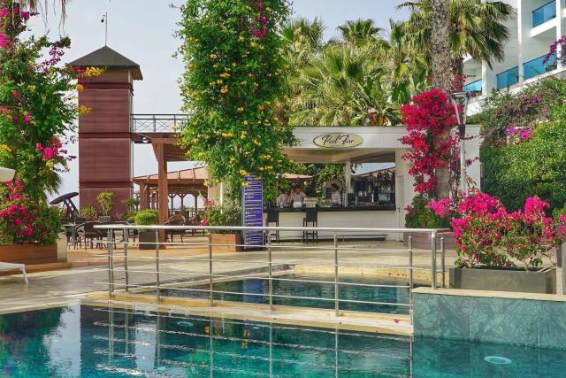 Hotel Delta Hotels By Marriott Bodrum