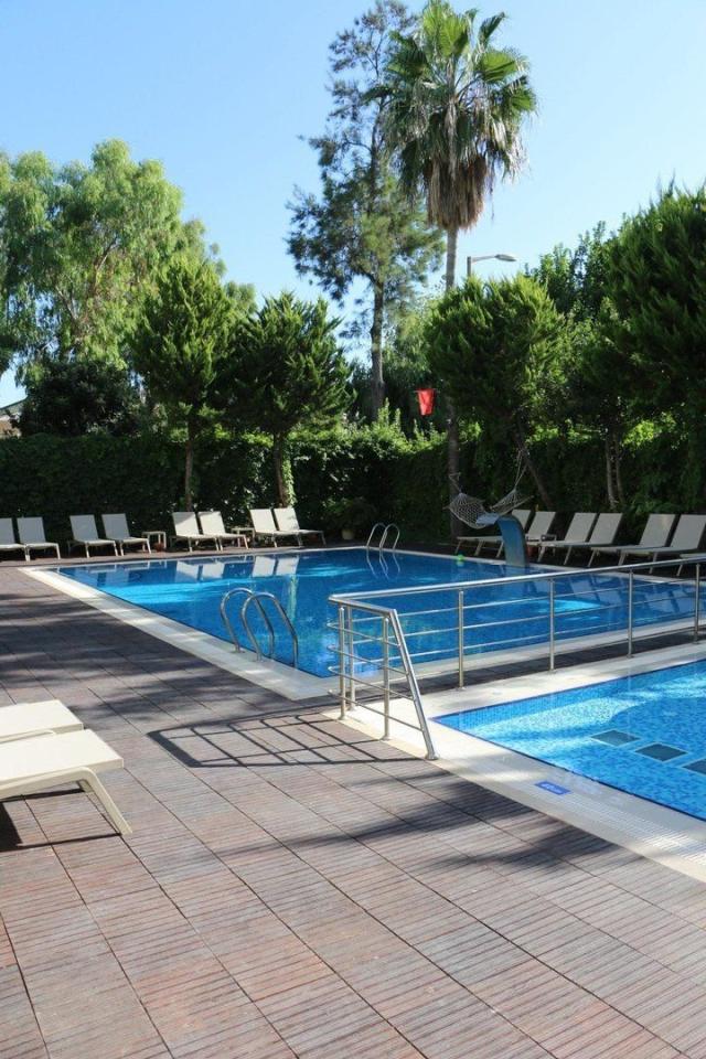 Hotel Ambassador