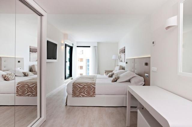 Hotel Iberostar Waves Cala Millor