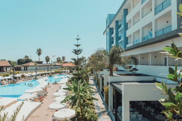 Hotel Seashell Resort & Spa