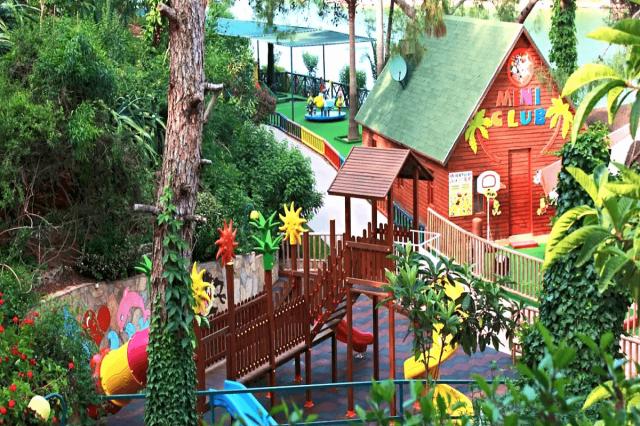 Hotel Club And Hotel Letoonia