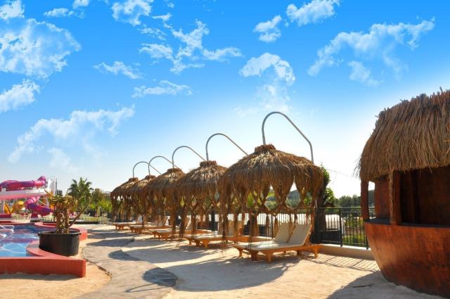Hotel Dream World Palace